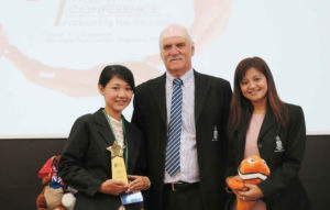 James Cook University Singapore ၏ Best New Agent Award ကို STUDY ABROAD Information Centre မှ ရရှိ။